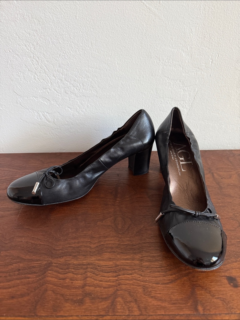 AGL Leather Bow Accent Pumps